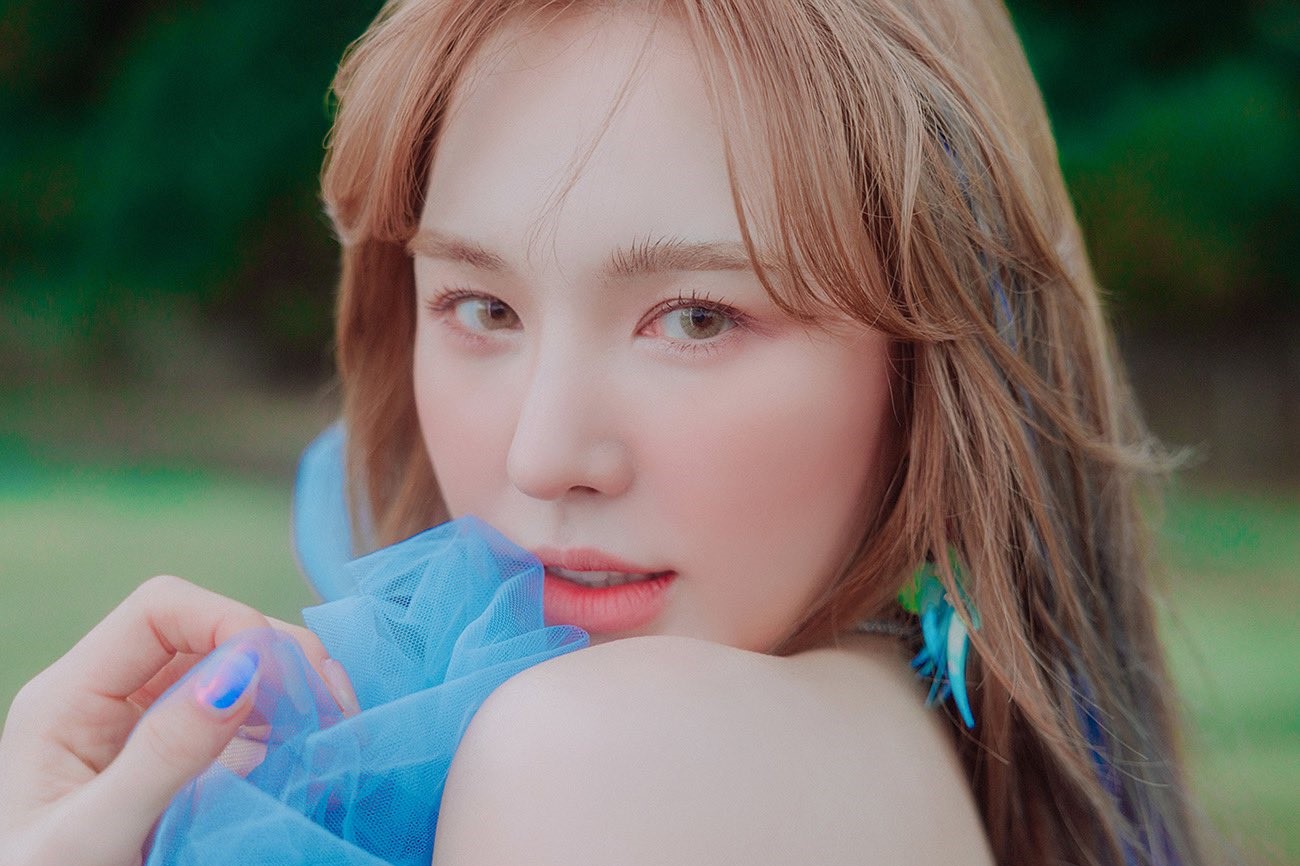 Wendy Red Velvet Serba Biru di Detil Album "Like Water"