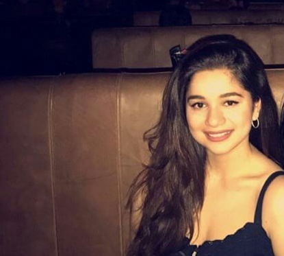 Top 10 Hot & Sexy Photos of Sara Tendulkar