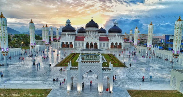 Masjid Raya Baiturrahman Banda Aceh - Wisata Aceh