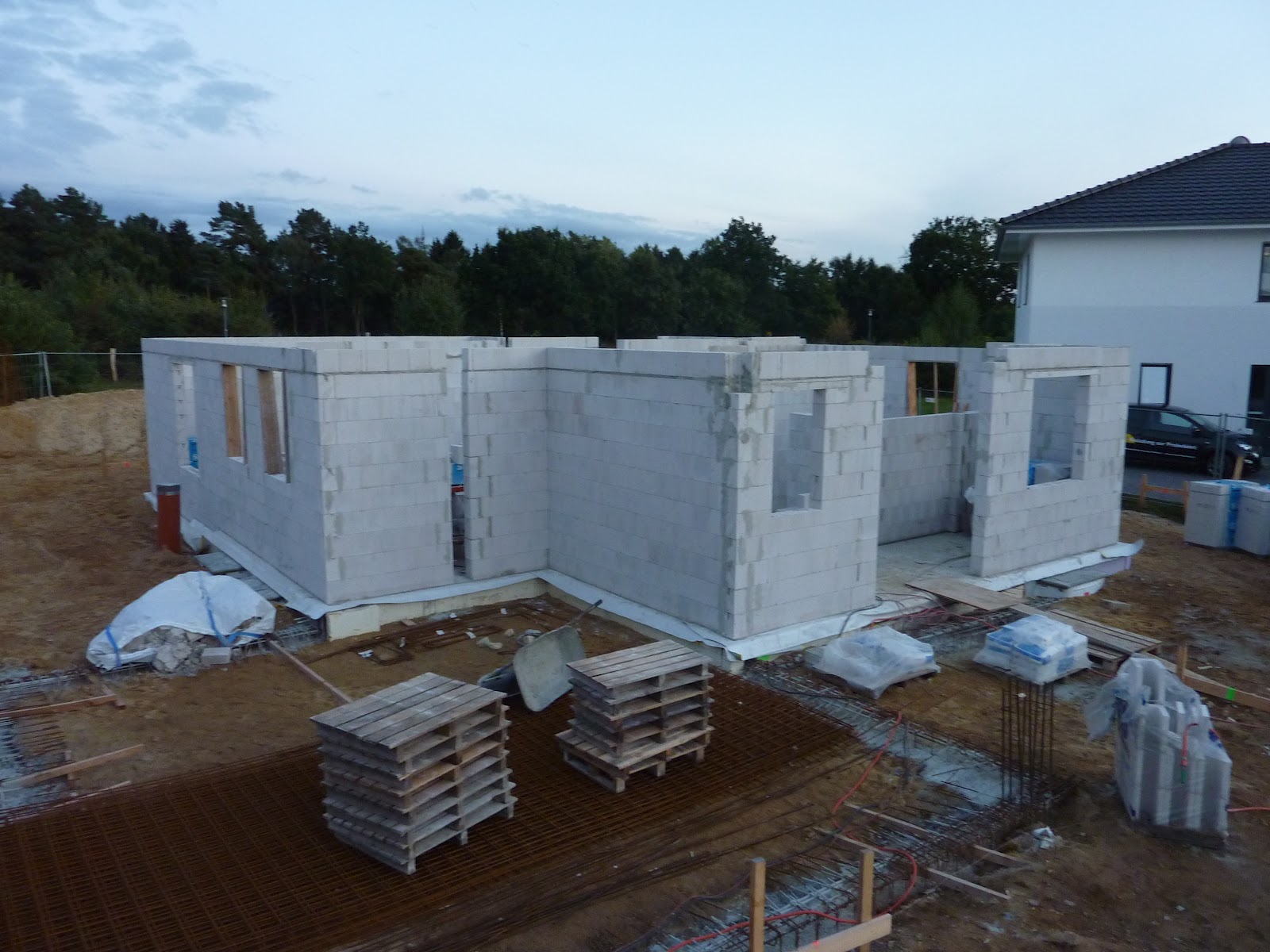 PROJEKT: "UNSER TRAUMHAUS": Garage, Kellertreppe & Co.