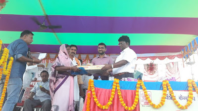 डुमरिया में आपके प्रशासन आपके द्वार मेगा शिविर, anj news media, Dumaria mega camp