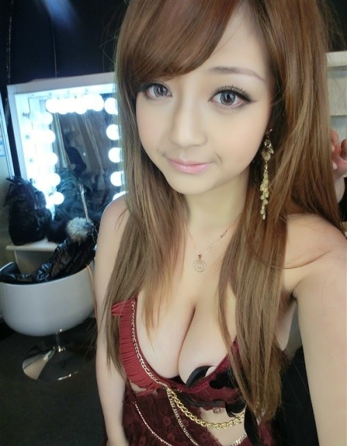 Cantik dan Sexy Tong Yan