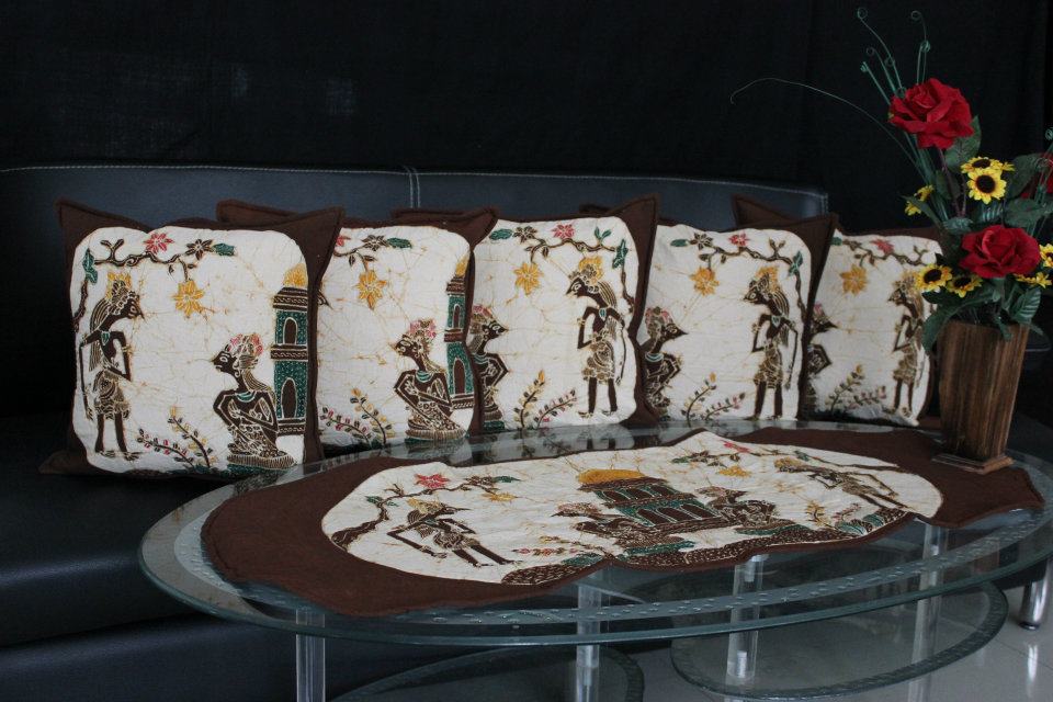  Koleksi Sarung Bantal  Batik