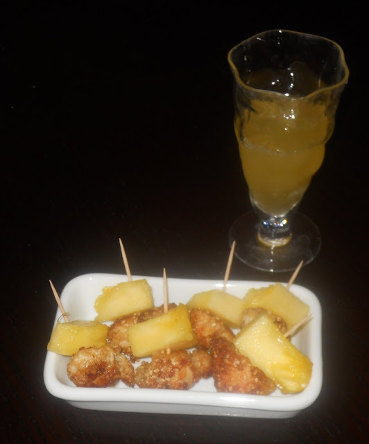 bocconcini di pollo al sesamo e cocktail mimosa