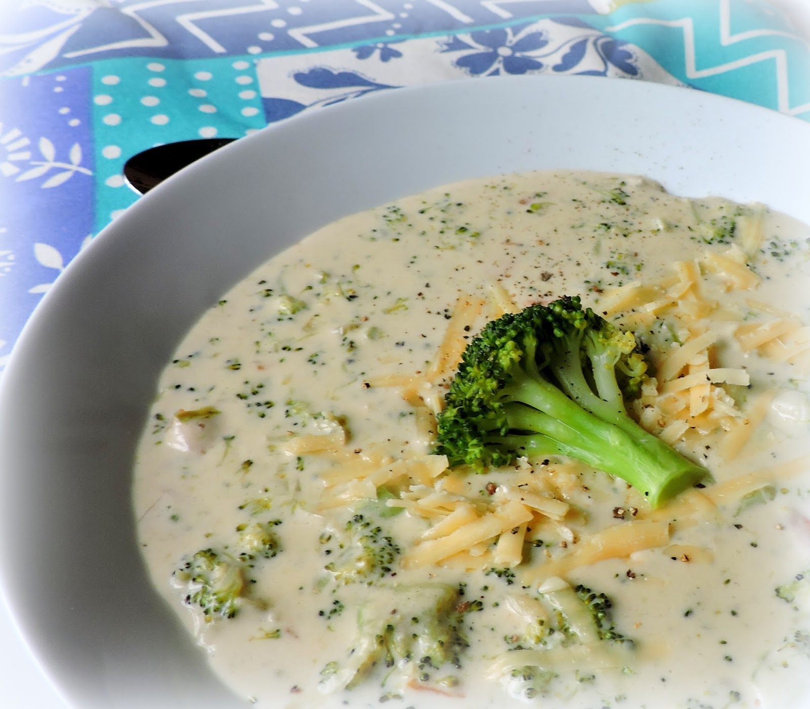 The English Kitchen Cream of Broccoli Soup with Cheddar Cheese