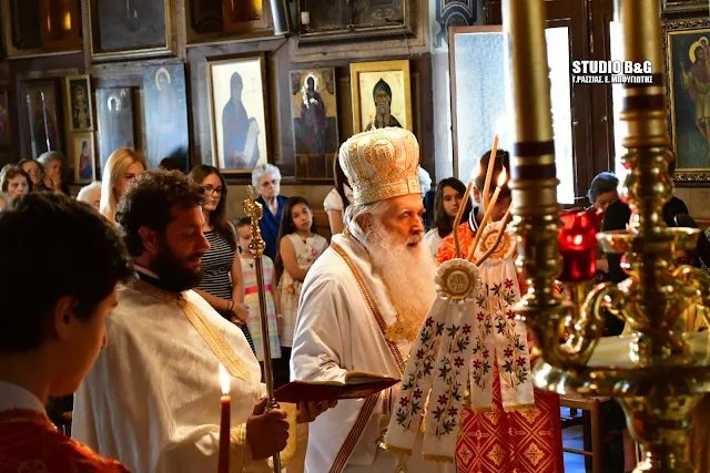 Ναύπλιο: Αρχιερατική Θεία Λειτουργία για την εορτή της Πεντηκοστής στον Ι.Ν. Αγίας Τριάδος