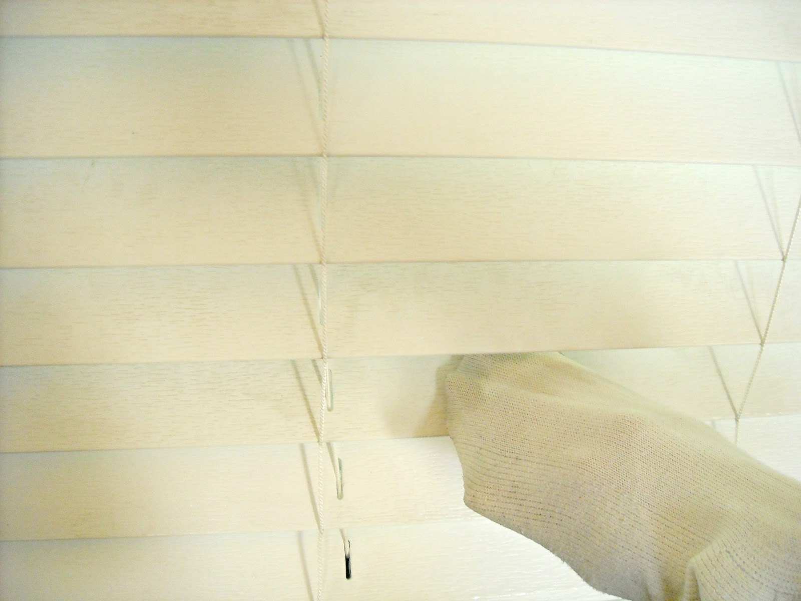 Keep Home Simple How To Clean Dirty Blinds How To Clean Dirty Blinds