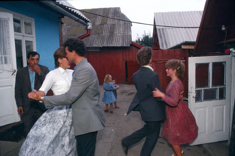 Life in the Soviet Ukraine seen through the eyes of Western photographers  1988 - 49