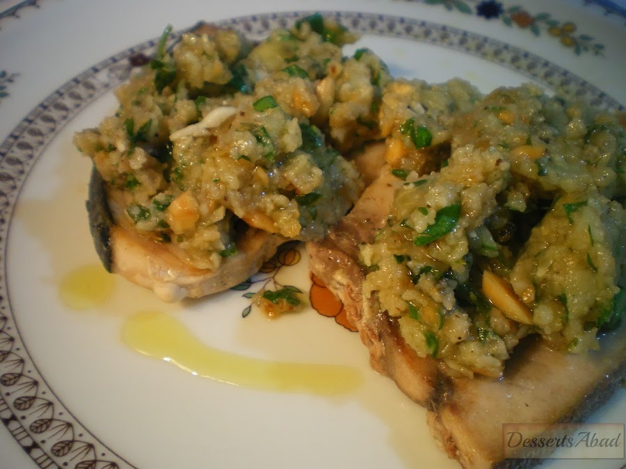 Pez espada al pesto de almendras