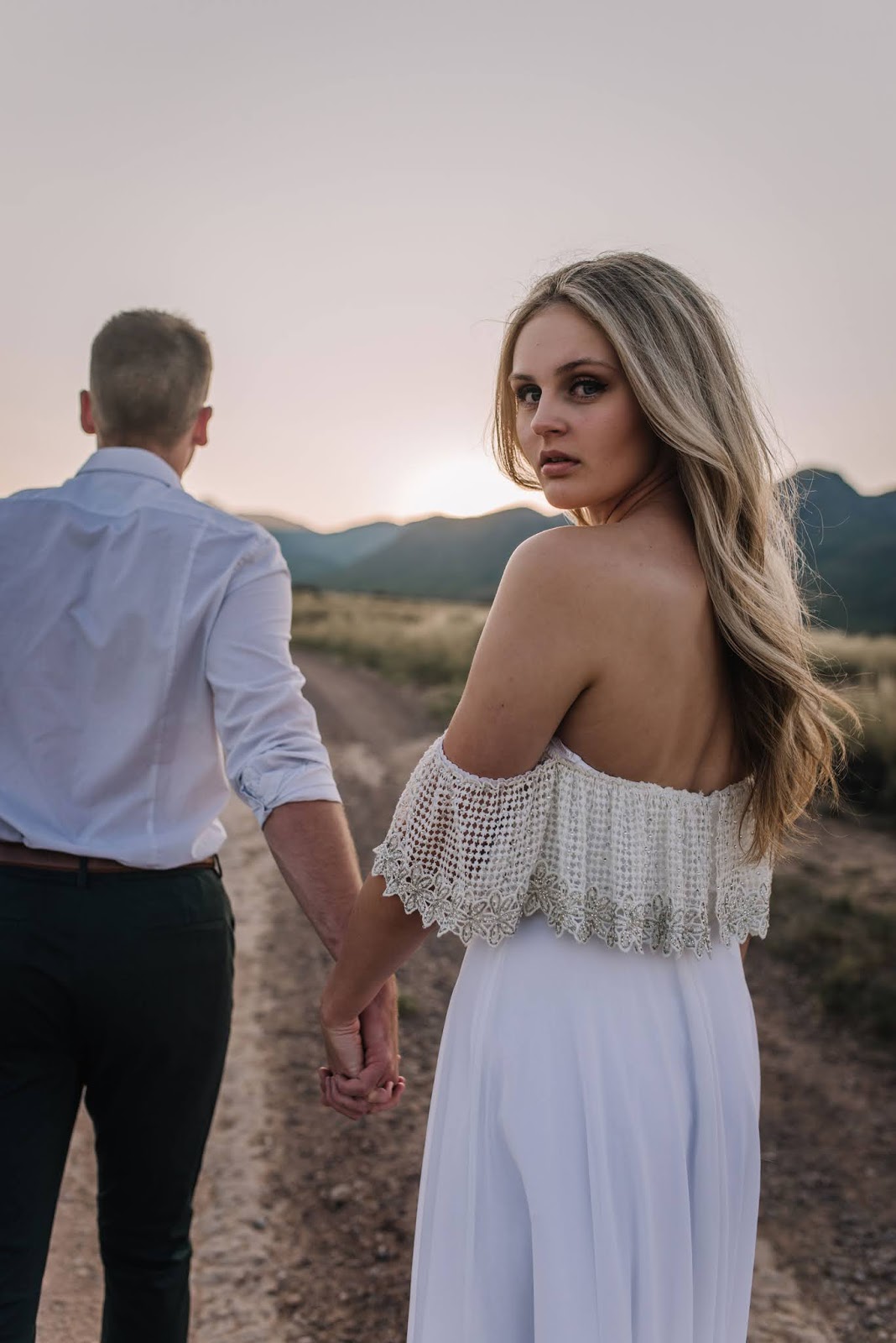 Preset Tone Màu Moody Mờ Mang Phong Cách Âu Mỹ – Wanderlust Collection – EmbraceNation (LR)