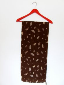 Charlotte Spare jedwabna apaszka w pingwiny Charlotte Spare silk scarf penguins vintage fashion polish blog netstylistka