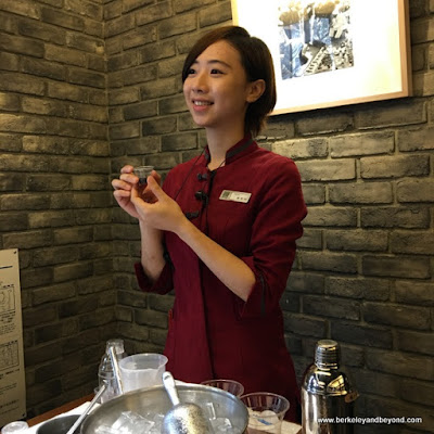 instructor Dora Cheng for DIY boba tea at Chun Shui Tang Cultural Tea House in Taichung, Taiwan instructor Dora Cheng for DIY boba tea at Chun Shui Tang Cultural Tea House in Taichung, Taiwan