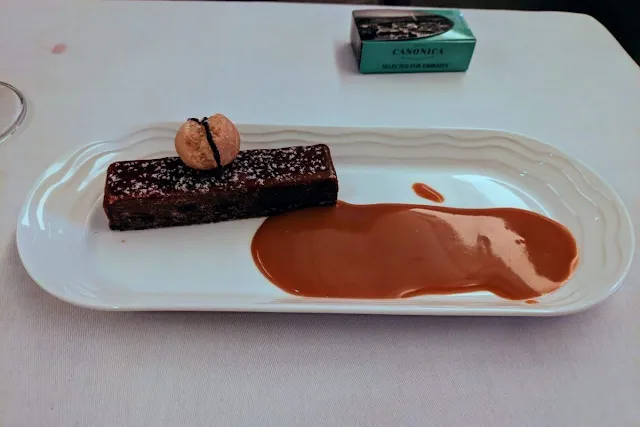 Emirates Business Class menu: chocolate brownie