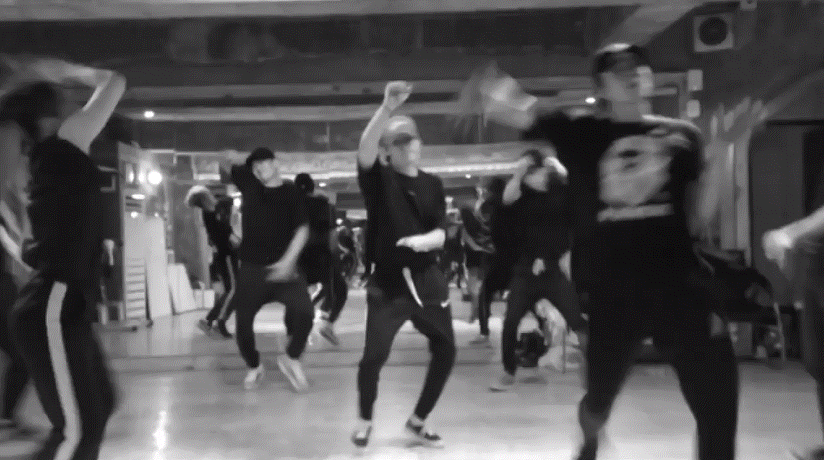 노래도 잘 만드는데 춤선도 괜찮은것 같은 싱어송라이터 | 인스티즈