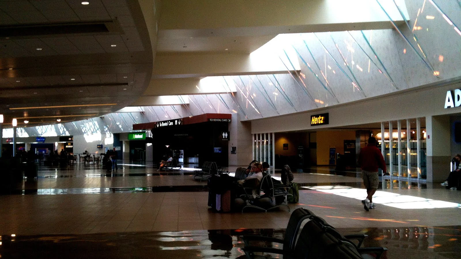 Breathtaking Car Rental Airport Indianapolis Moment in 4K Breathtaking Car Rental Airport Indianapolis Moment in 4K