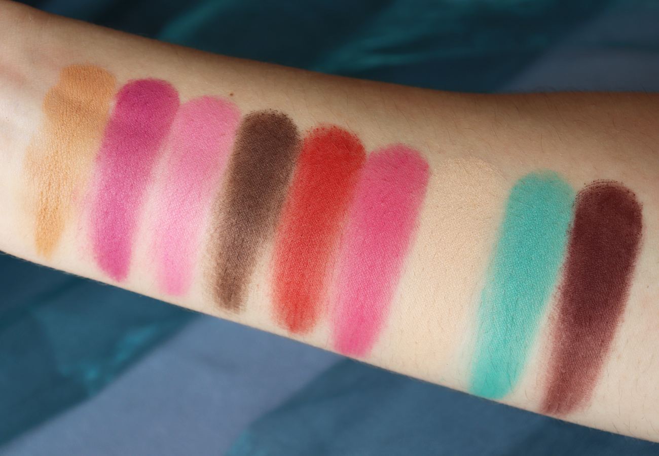 Revolution Makeup Beauty - Monster Mattes Maxi Reloaded Eyeshadow Palette Review & Swatches - Avis Makeup Artist London Paris - Beauty blogger It's Azami - Dream Big - Big Big Love Revolution Makeup Beauty - Monster Mattes Maxi Reloaded Eyeshadow Palette Review & Swatches - Avis Makeup Artist London Paris - Beauty blogger It's Azami - Dream Big - Big Big Love