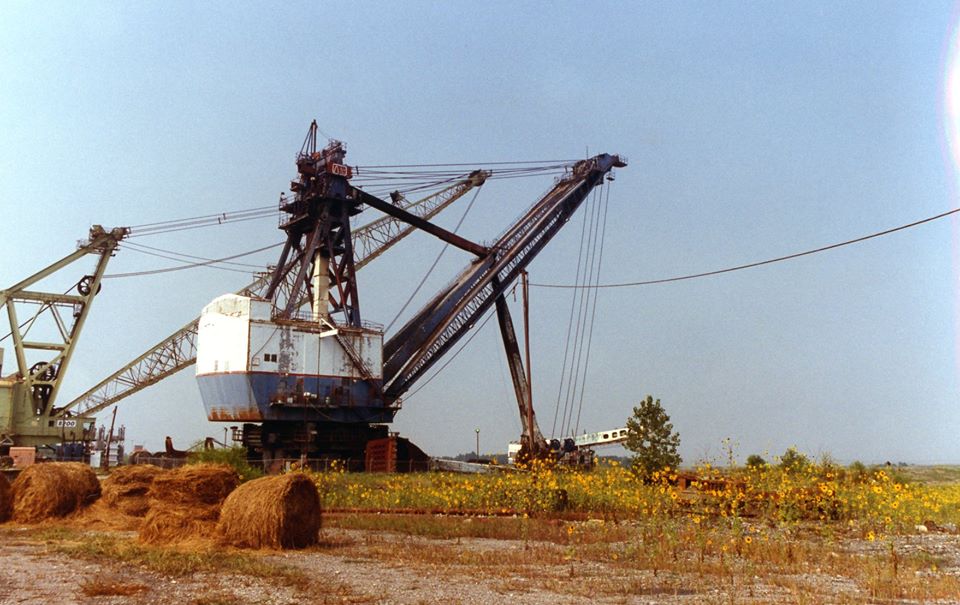 Towns and Nature Perry C Cutler, IL The Captain (Marion 6360) and