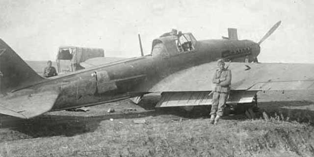 Ilyushin Il-2 Shturmovik worldwartwo.filminspector.com