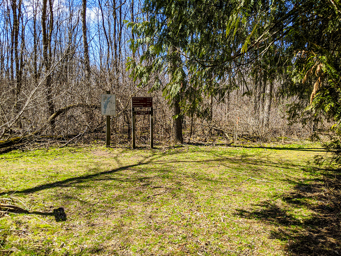 Hiking the New Fane Trails in the Northern Kettle Moraine