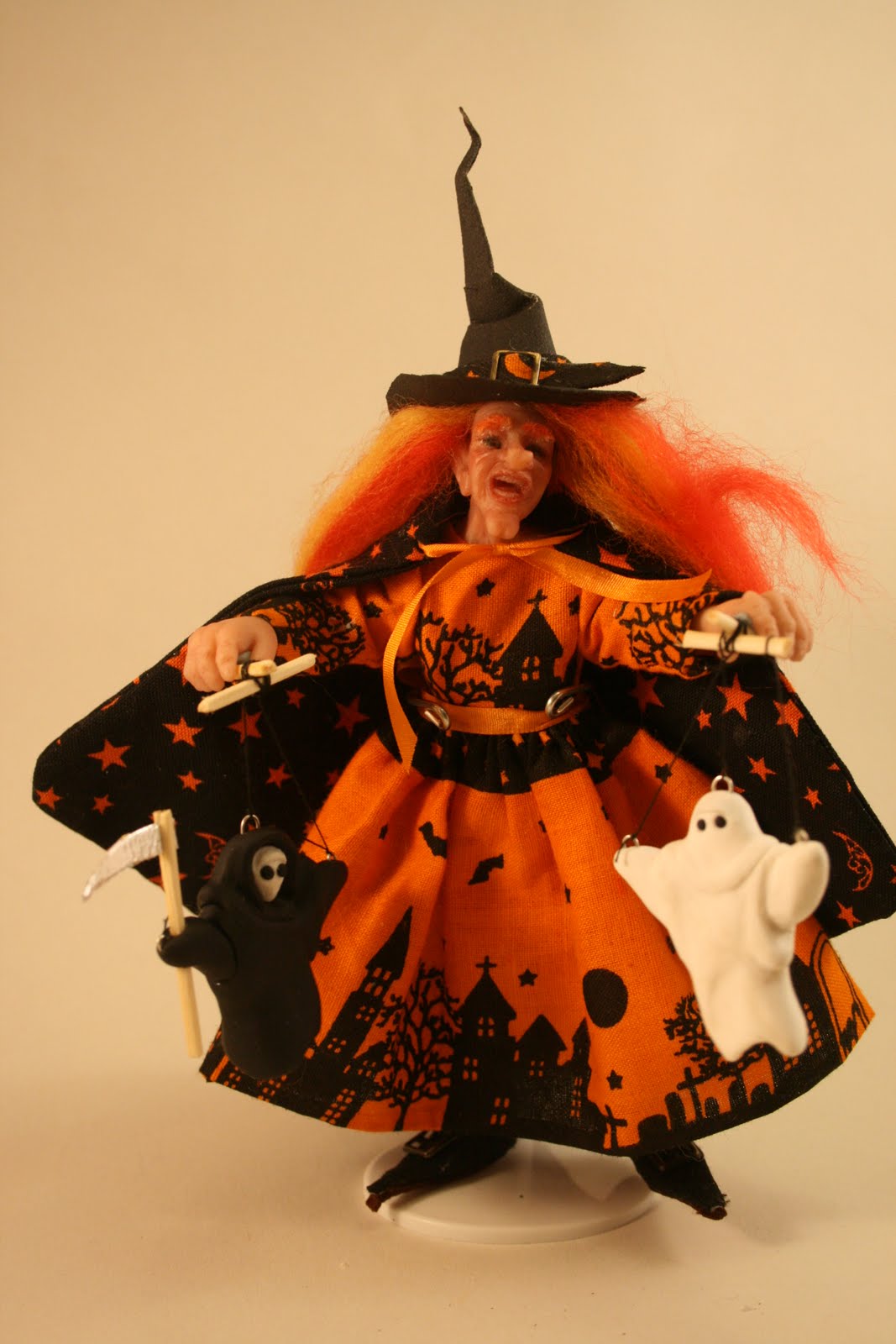 Lilyelf miniatures: Witches and Wizards