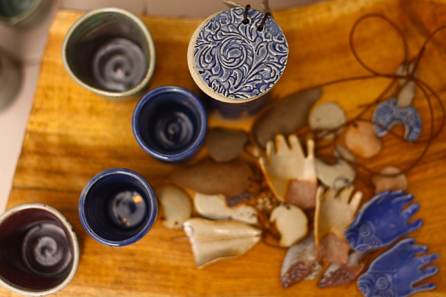 Ceramic cups by Mia Casal