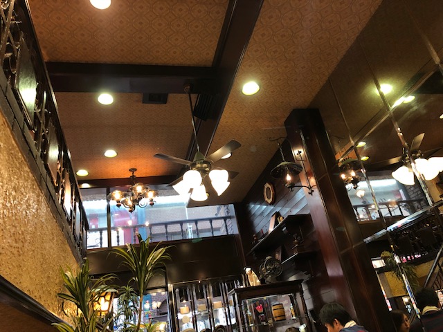 サラリーマンの休日遊びとグルメときどきポタリング 天神橋の老舗カフェ、西洋茶館とビクター