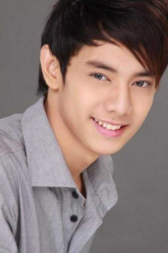 The World Of Hottest Asian Men The Chariot S Most Beautiful Asian Guys Luis Hontiveros