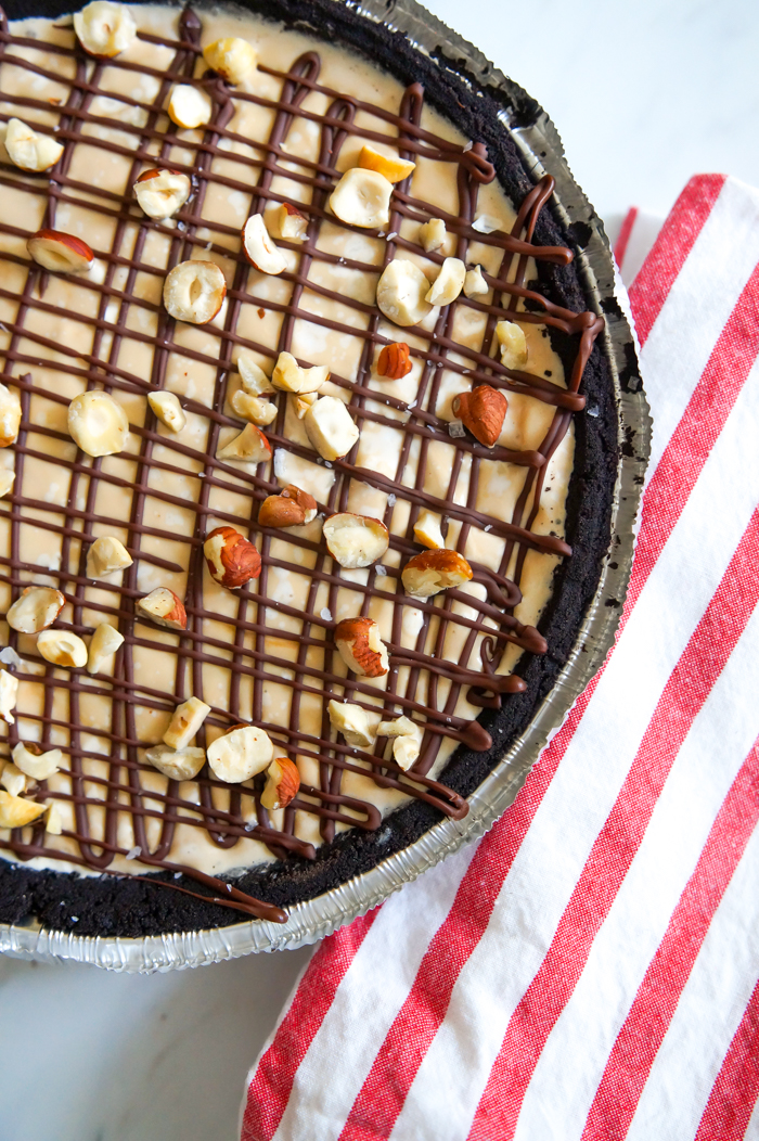 Chocolate Hazelnut Caramel Ice Cream Pie : the easiest, most delicious dessert you'll make all summer! 