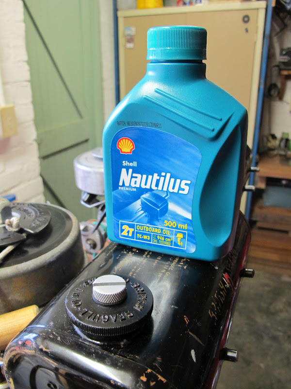 CKD Boats - Roy Mc Bride: Which is the right marine 2 stroke oil?