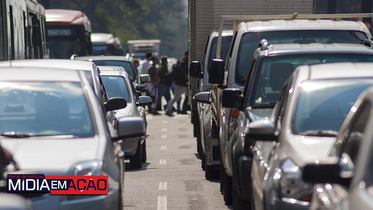 Lei que altera Código de Trânsito é sancionada por Bolsonaro