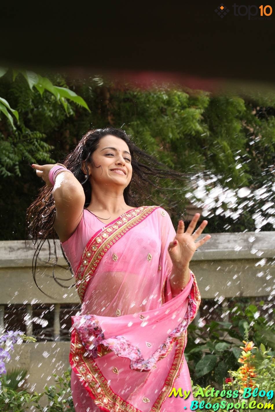 Trisha In Transparent Saree Stills From Aranmanai 2 Movie -6087