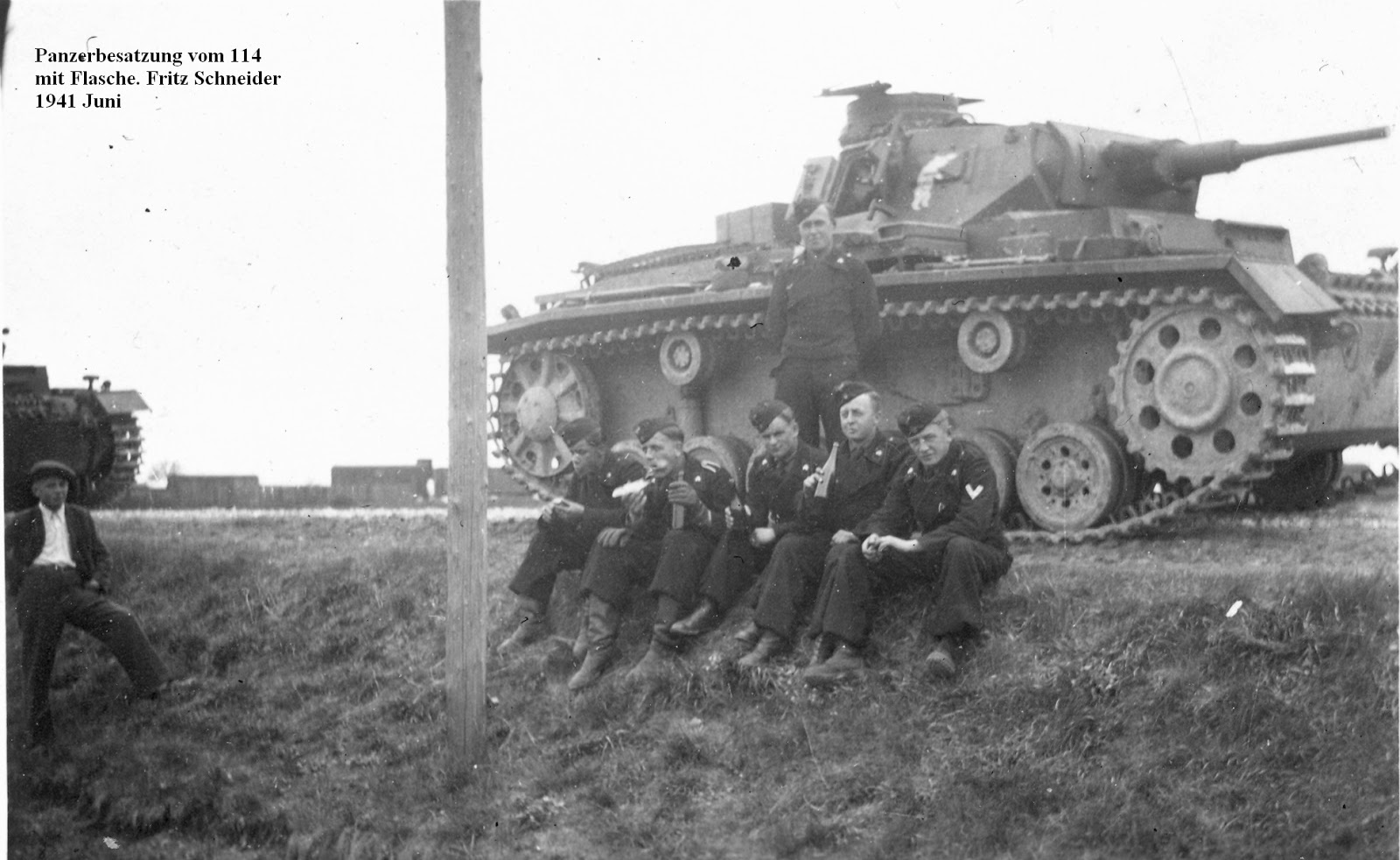 Кв-2 в музее вооруженных сил. Либава чехия. Tauchpanzer 3. Танковая 15. Пз 3 2 танковая дивизия вермахта.