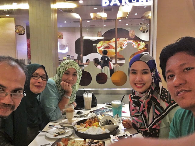 My Last Twenties Celebration: Lunch At The Manhattan Fish Market, Setia City Mall My Last Twenties Celebration: Lunch At The Manhattan Fish Market, Setia City Mall