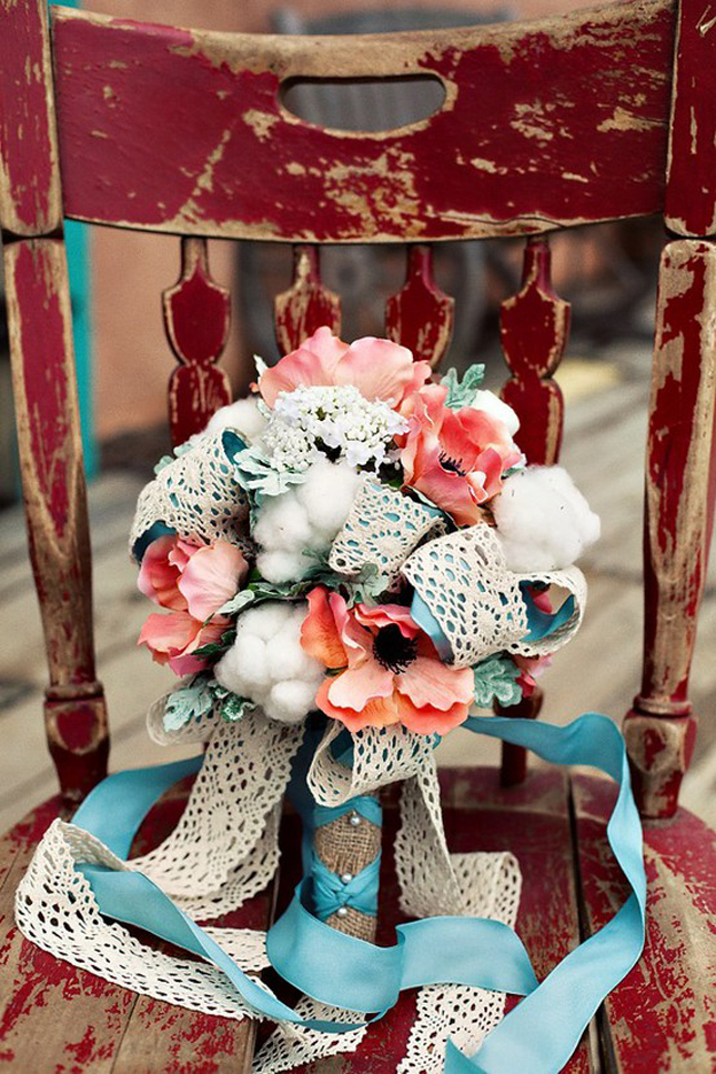 Vintage inspired bouquets have been a top wedding trend this year