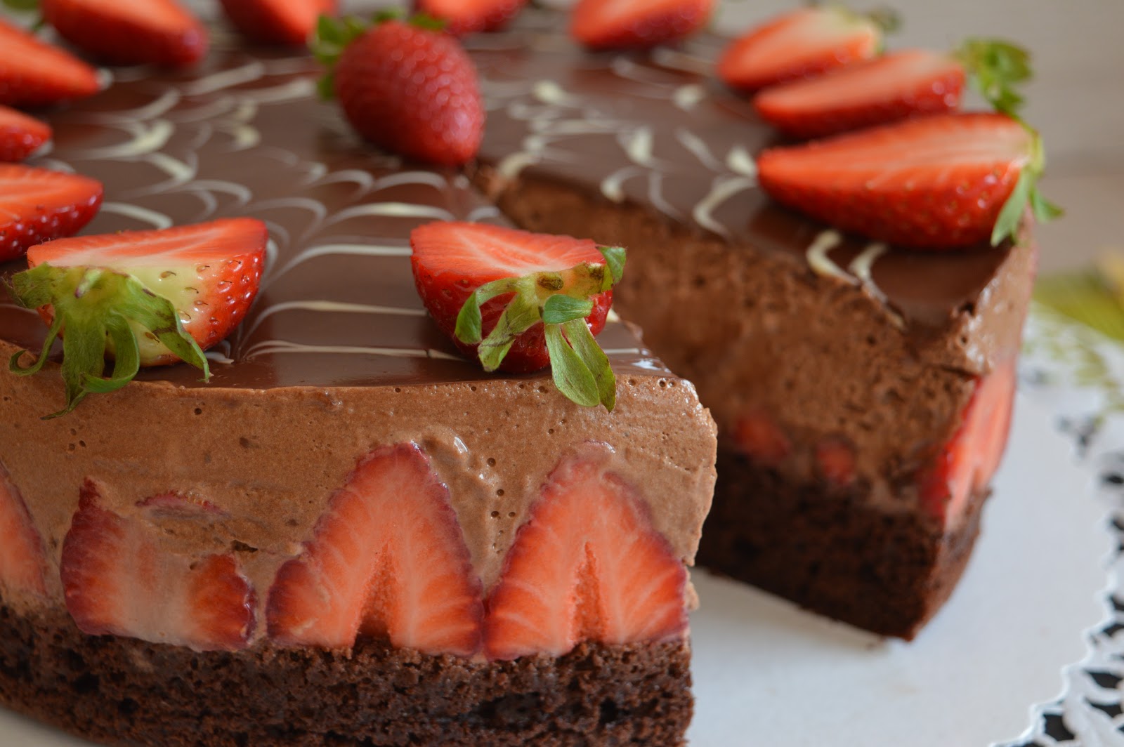 Schoko-Erdbeer-Mousse-Torte – Julias Kuchenwelt