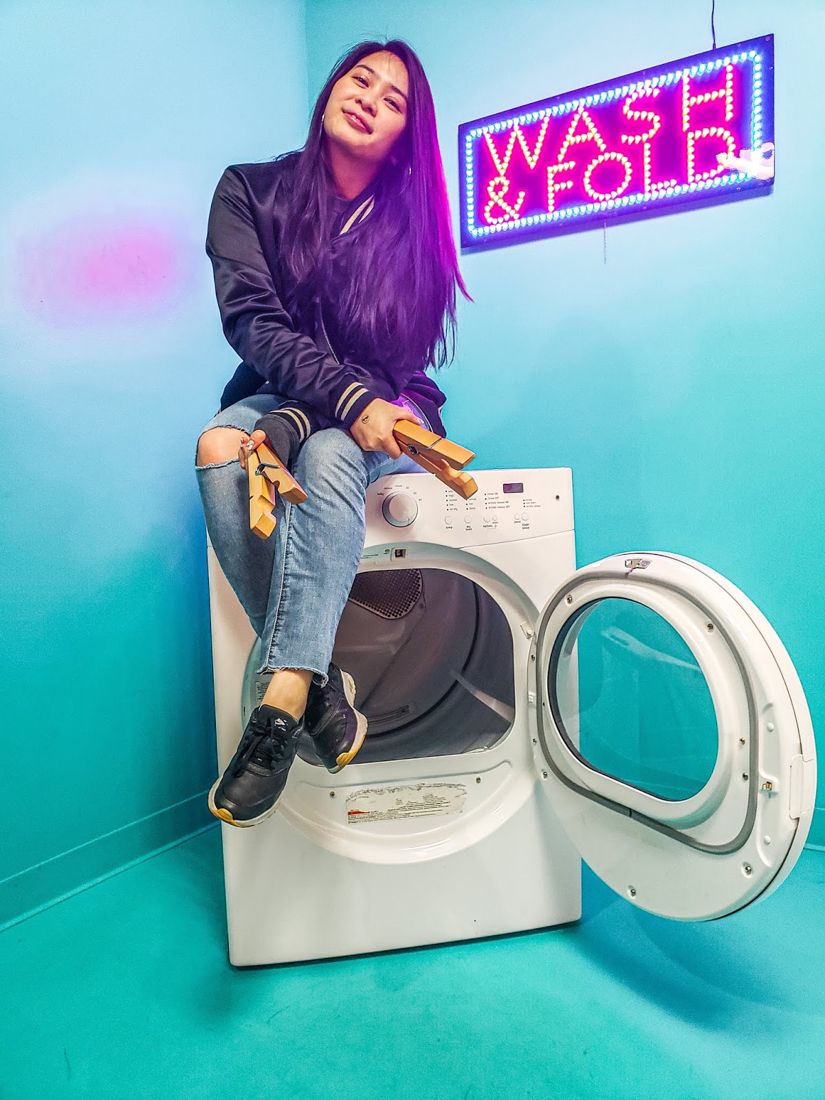 Seattle Selfie Museum in pike place market washing machine