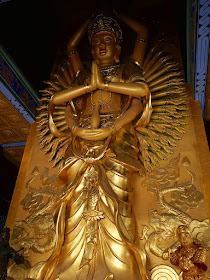 Avalokitesvara (Guanyin) statue at the Zhulin Temple in Xuzhou