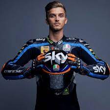 Marini Father, Age, Wiki, Biography, Siblings, Girlfriend, Instagram: Valentino Rossi Half-Brother