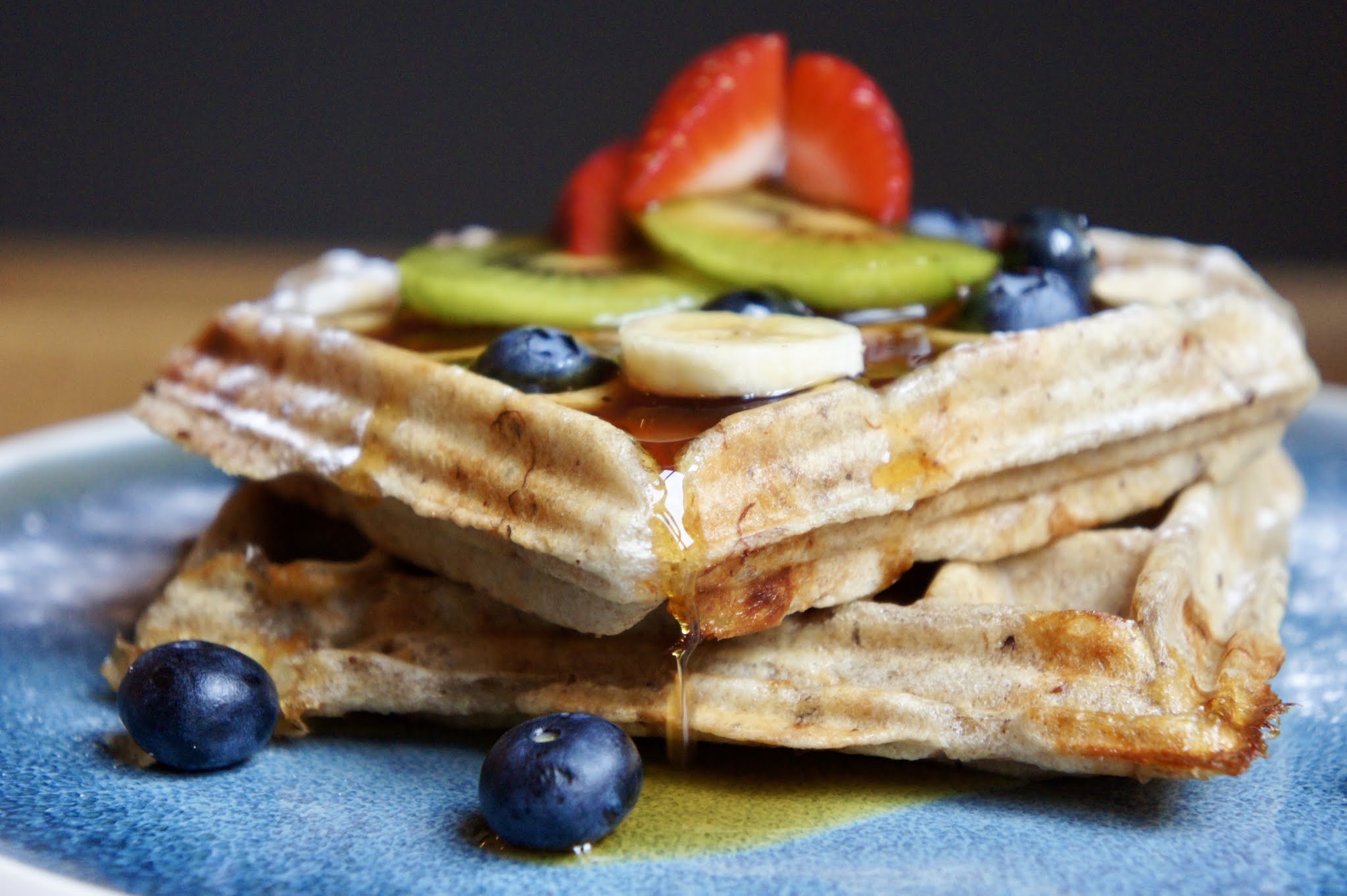 REZEPT: Waffeln (glutenfrei + vegan) ♥ Ein glutenfreier Blog REZEPT: Waffeln (glutenfrei + vegan) ♥ Ein glutenfreier Blog