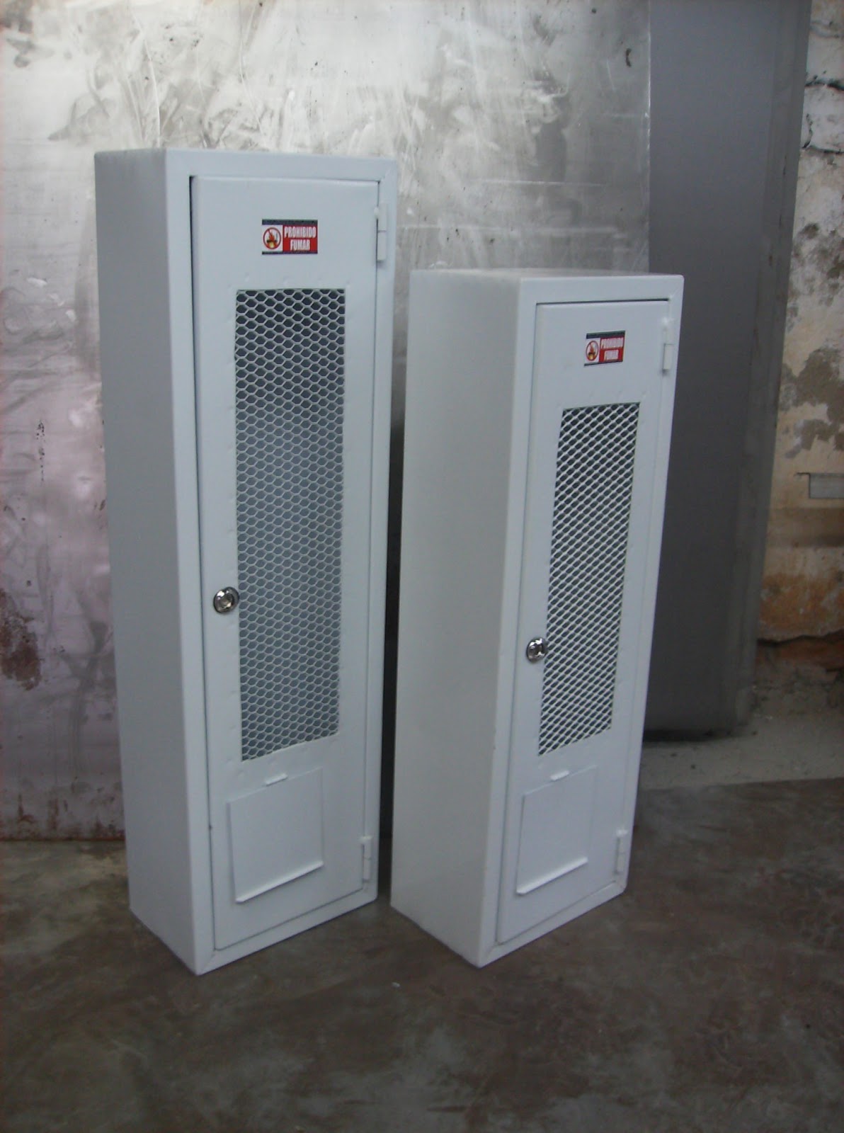 COFRES Y ESTRUCTURAS METALICAS PATIÑO "METALPATIÑO S.A.S." Cajas