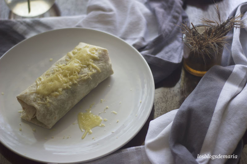 Flautas de pollo con pimientos y champiñones