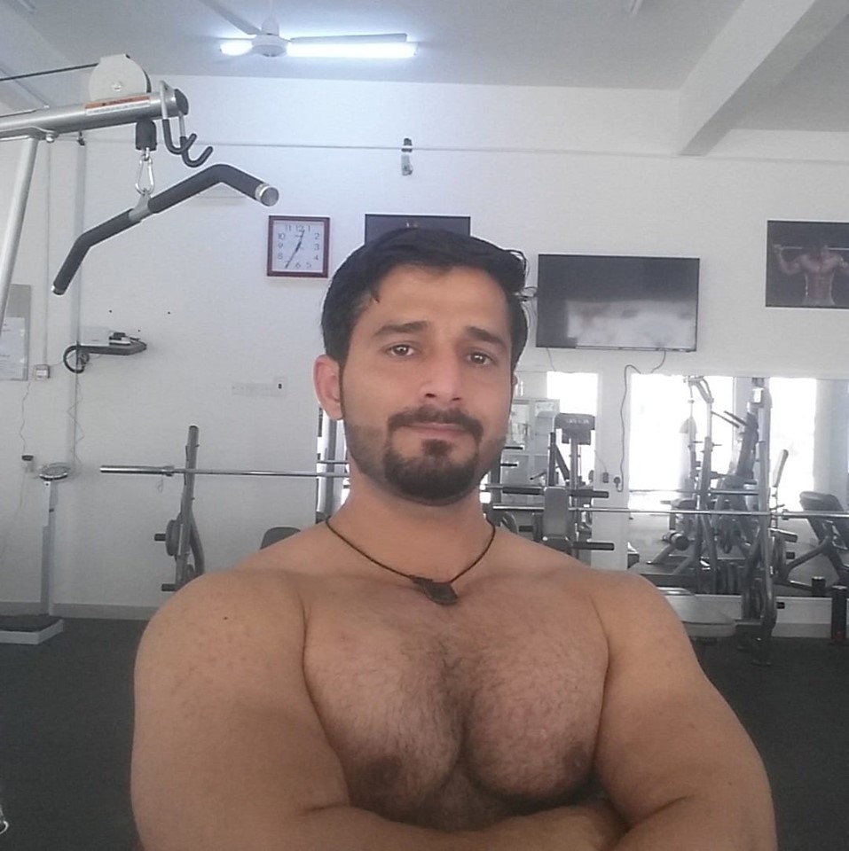 world bodybuilders pictures lahori bodybuilder Zahid Chand at muscat