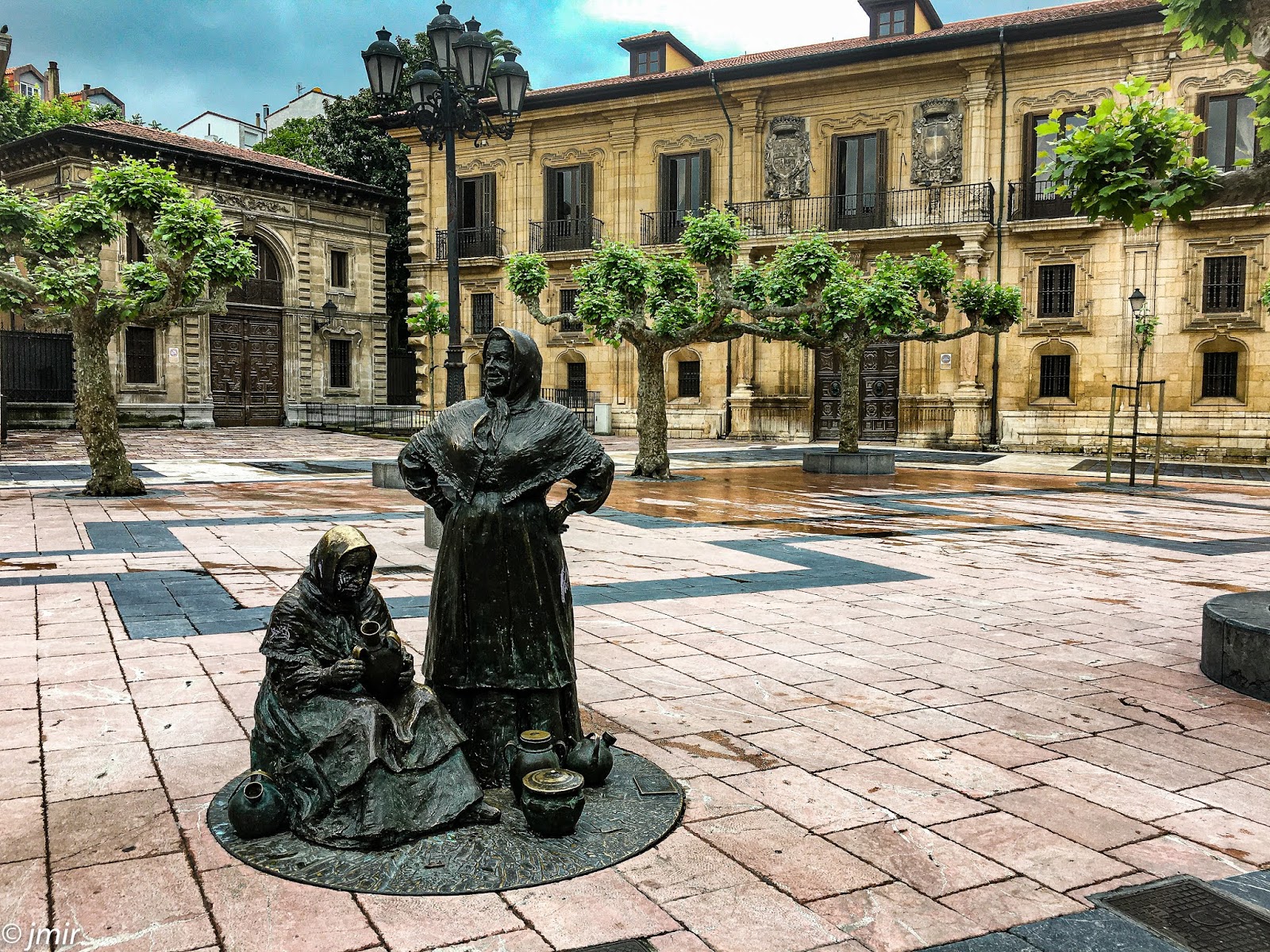jmir Esculturas en Oviedo