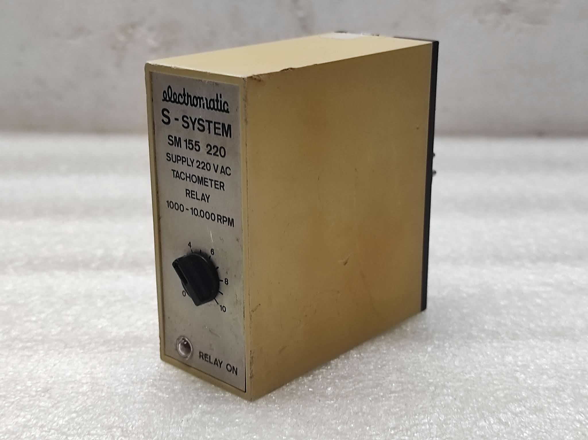 ELECTROMATIC SM 155 220 TACHOMETER RELAY 220V AC SM155220