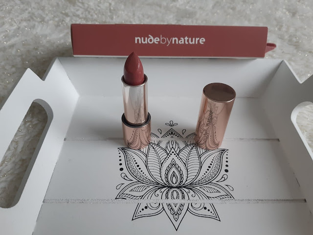 NUDE BY NATURE