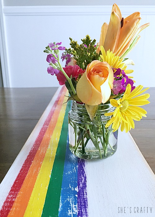 Rainbow Craft Project Round up  |   How to make a rainbow table runner