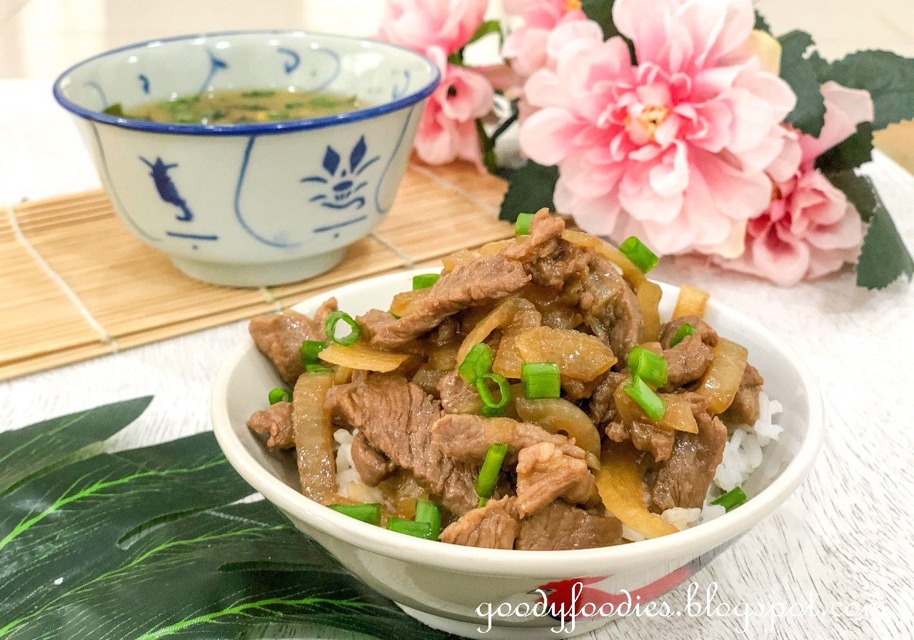 GoodyFoodies: Recipe: Gyudon (Japanese Beef Rice Bowl)