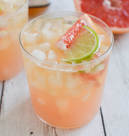 Grapefruit-Ginger Bourbon Sour #drink #cocktail #party #easy #smoothie