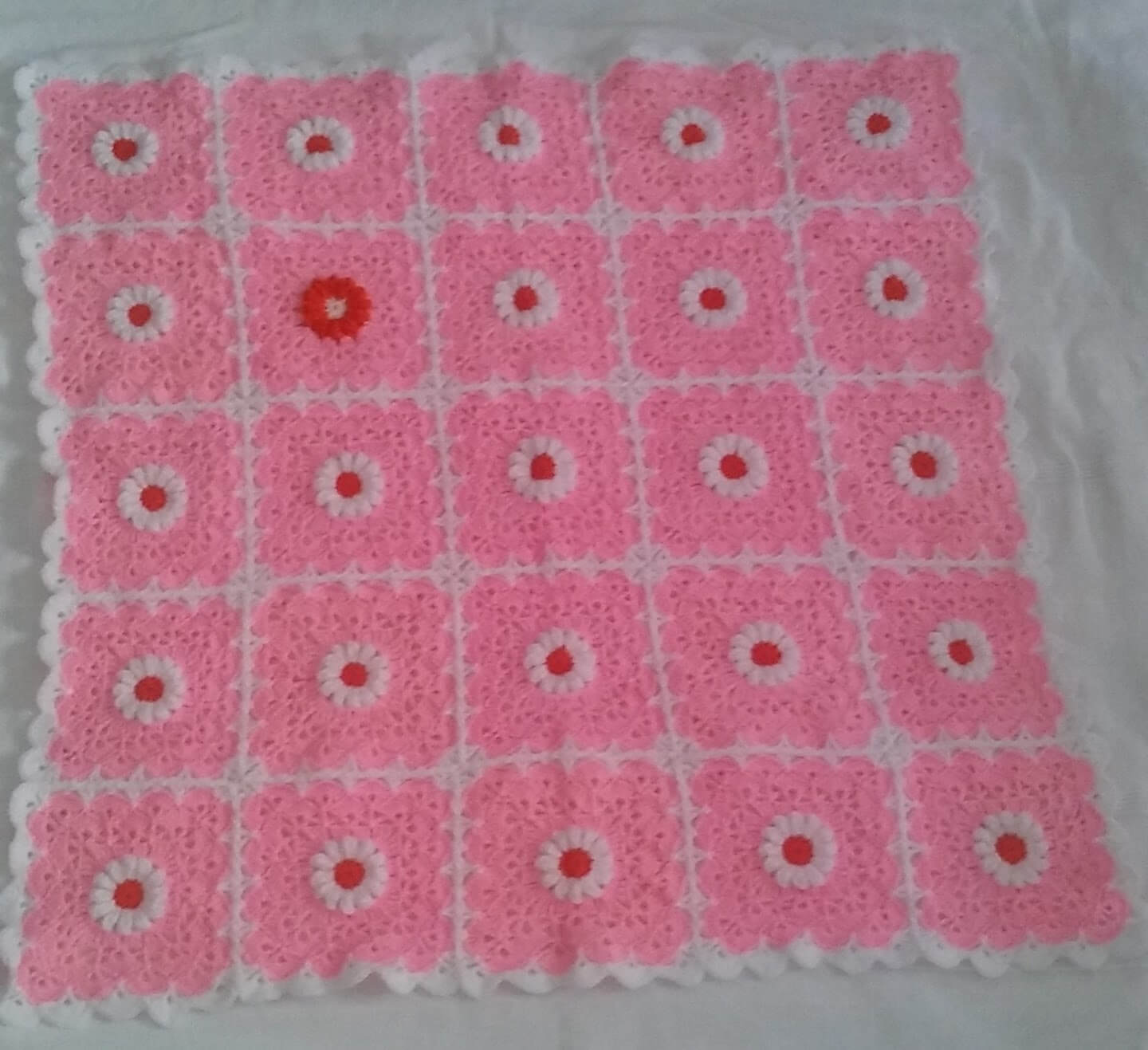 Crochet Baby Blanket | Flower Free Patterns