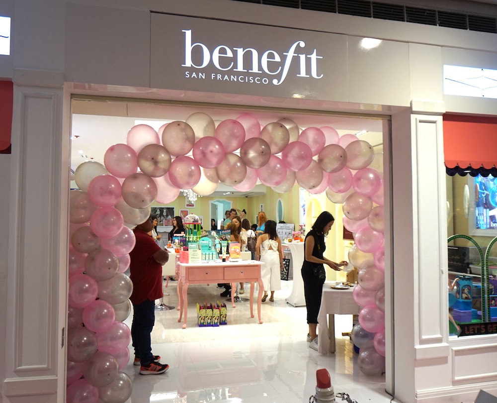 Benefit Opens Their Biggest Store in Southeast Asia in Manila!